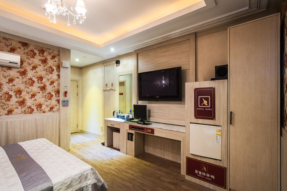Aura Hotel Ансан Екстериор снимка