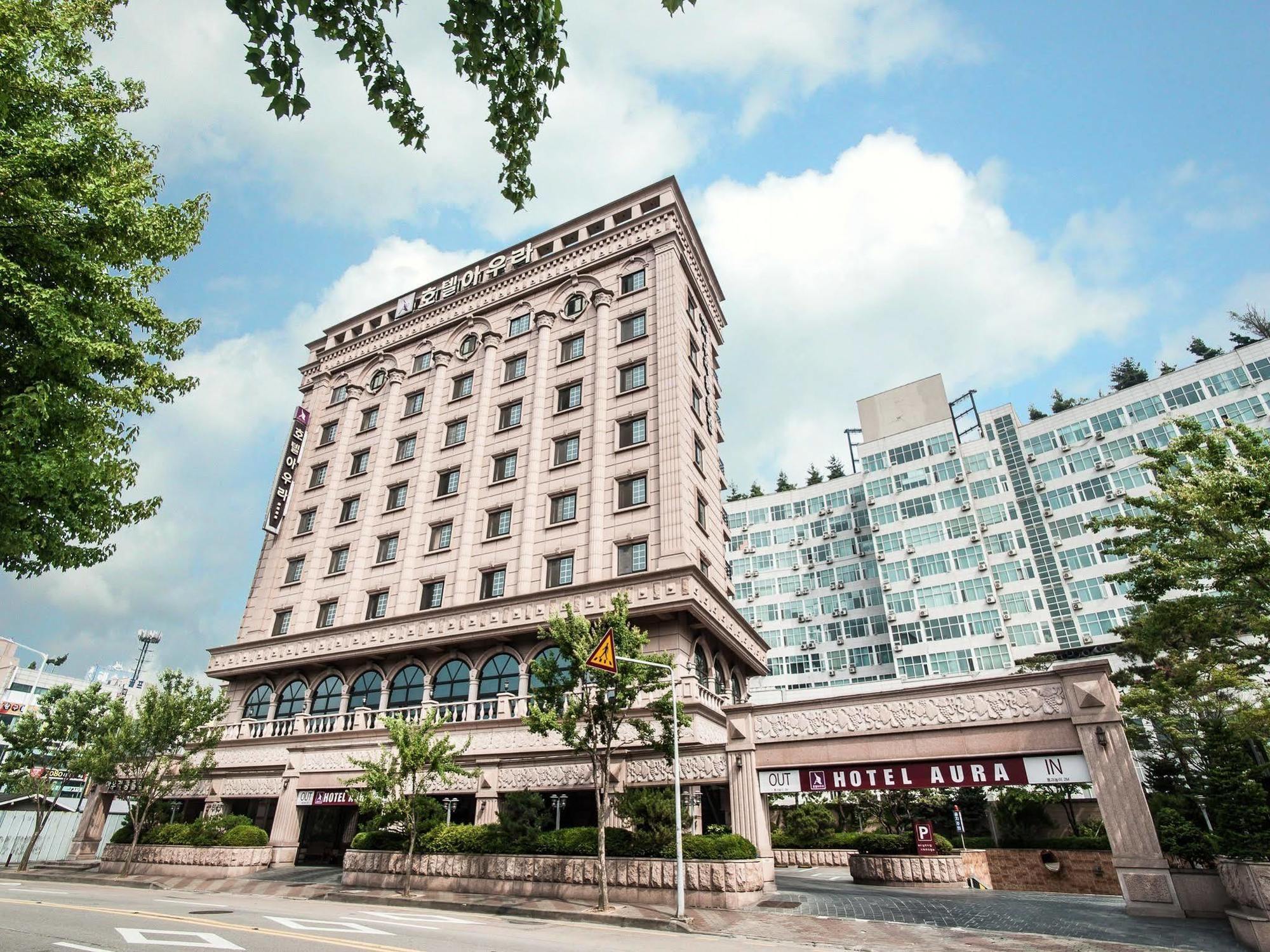 Aura Hotel Ансан Екстериор снимка