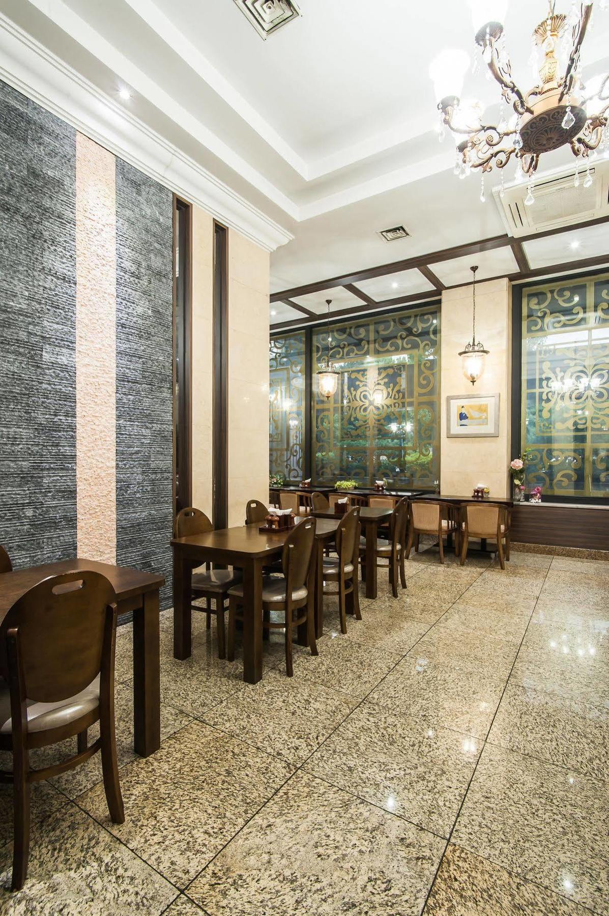 Aura Hotel Ансан Екстериор снимка